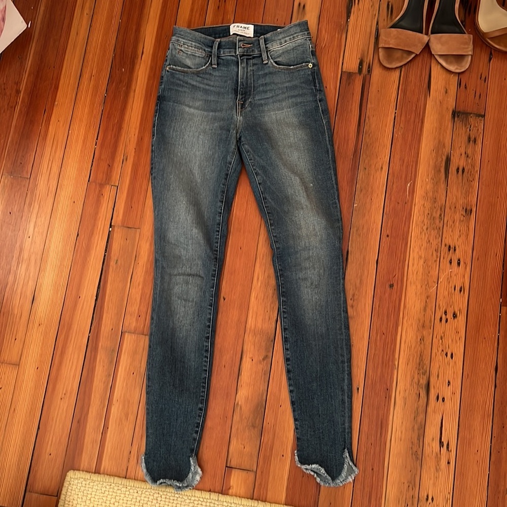 FRAME jeans